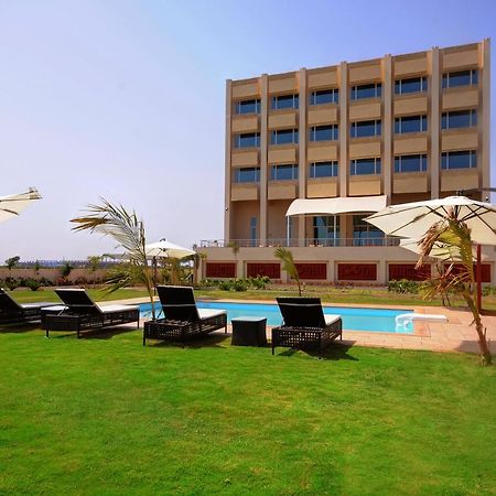 Regenta Central Hestia Dahej, Bhensali Extérieur photo