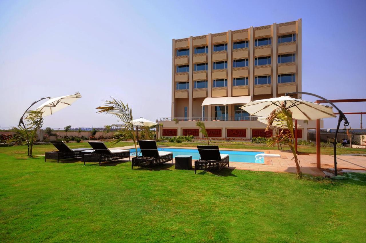 Regenta Central Hestia Dahej, Bhensali Extérieur photo