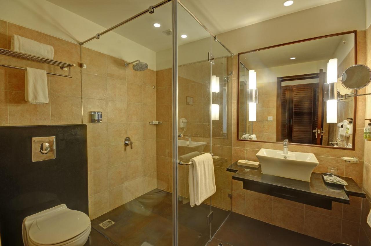 Regenta Central Hestia Dahej, Bhensali Extérieur photo